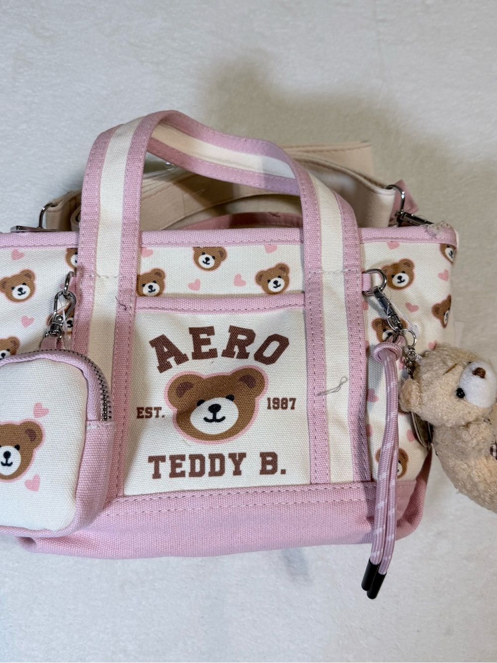 Aeropostale Teddy Bear Hearts Mini Tote Coin Purse Bear Aero Charms -NWT - Viral - Picture 15 of 16